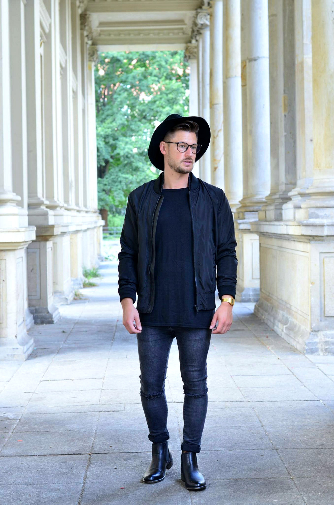 Männer-Mode-Blog-Berlin-Outfit-Chelsea-Boots-Fedora-Hat-Black