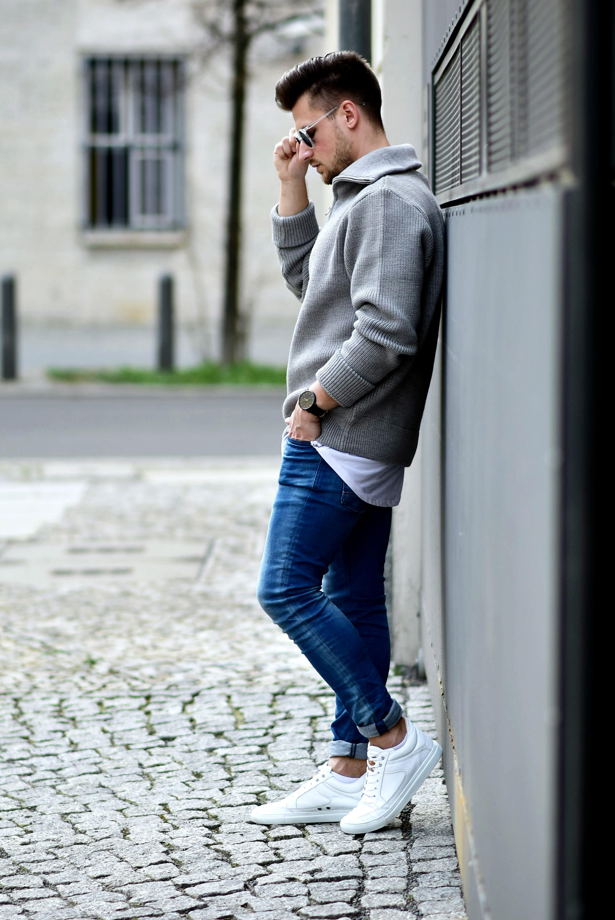 Tommeezjerry-Styleblog-Männerblog-Männer-Modeblog-Berlin-Berlinblog-Outfit-Streetlook-Skinny-Jeans-Rymhart-Troyer-Sweater-Sonnenbrille-Threat-Etiquette