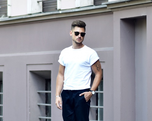 Tommeezjerry-Styleblog-Männerblog-Männer-Modeblog-Berlin-Berlinblog-Männermodeblog-Outfit-Cropped-Fit-Hose-Sommerlook-Carrera-Classy-Chic-Pepe-Jeans-Adias-Superstar