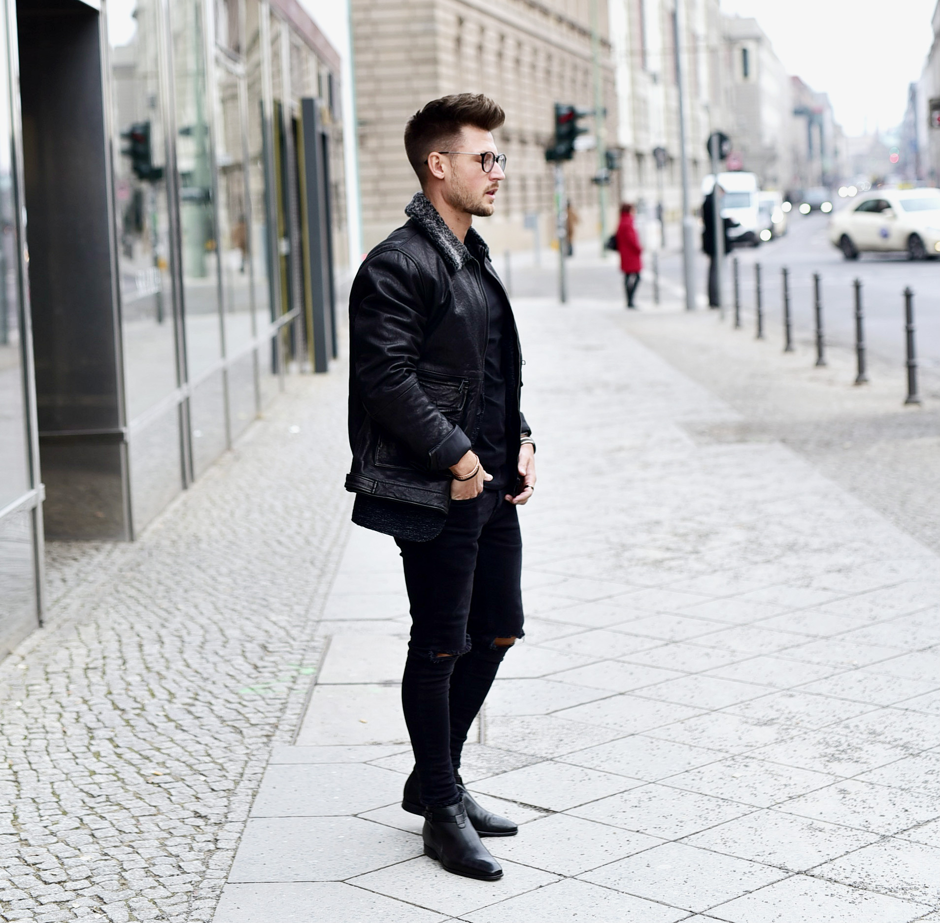 Tommeezjerry-Styleblog-Männerblog-Männer-Modeblog-Berlin-Berlinblog-Männermodeblog-Outfit-Lederjacke-Fellkragen-All-Black-Antony-Morato-Fashion-Week-Berlin-2017