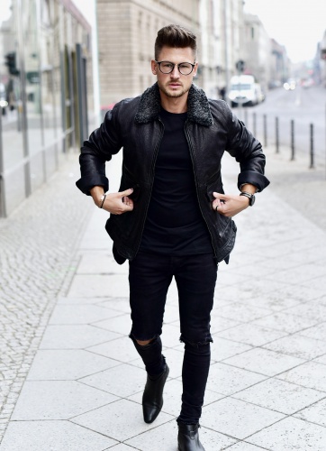 Tommeezjerry-Styleblog-Männerblog-Männer-Modeblog-Berlin-Berlinblog-Männermodeblog-Outfit-Lederjacke-Fellkragen-All-Black-Antony-Morato-Fashion-Week-Berlin-2017