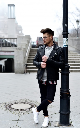 Tommeezjerry-Styleblog-Männerblog-Männer-Modeblog-Berlin-Berlinblog-Männermodeblog-Outfit-Lederjacke-Leatherjacket-Calvin-Klein-Fashion-Week-Casual-Chic