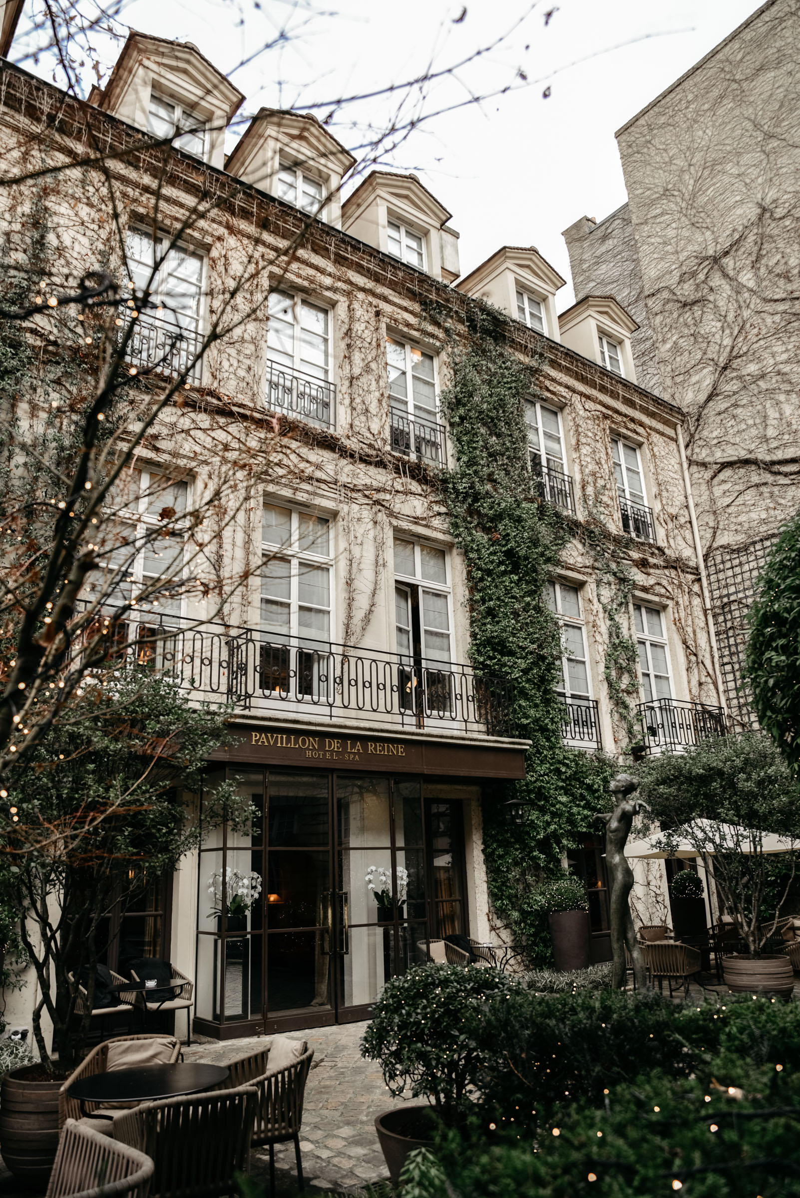 Tommeezjerry-Lifestyleblog-Fashionblog-Maennermodeblog-Maennerblog-Modeblog-Hotel-Review-Pavillon-De-La-Reine-Small-Luxury-Hotels-Travel-Paris-City-Architecture
