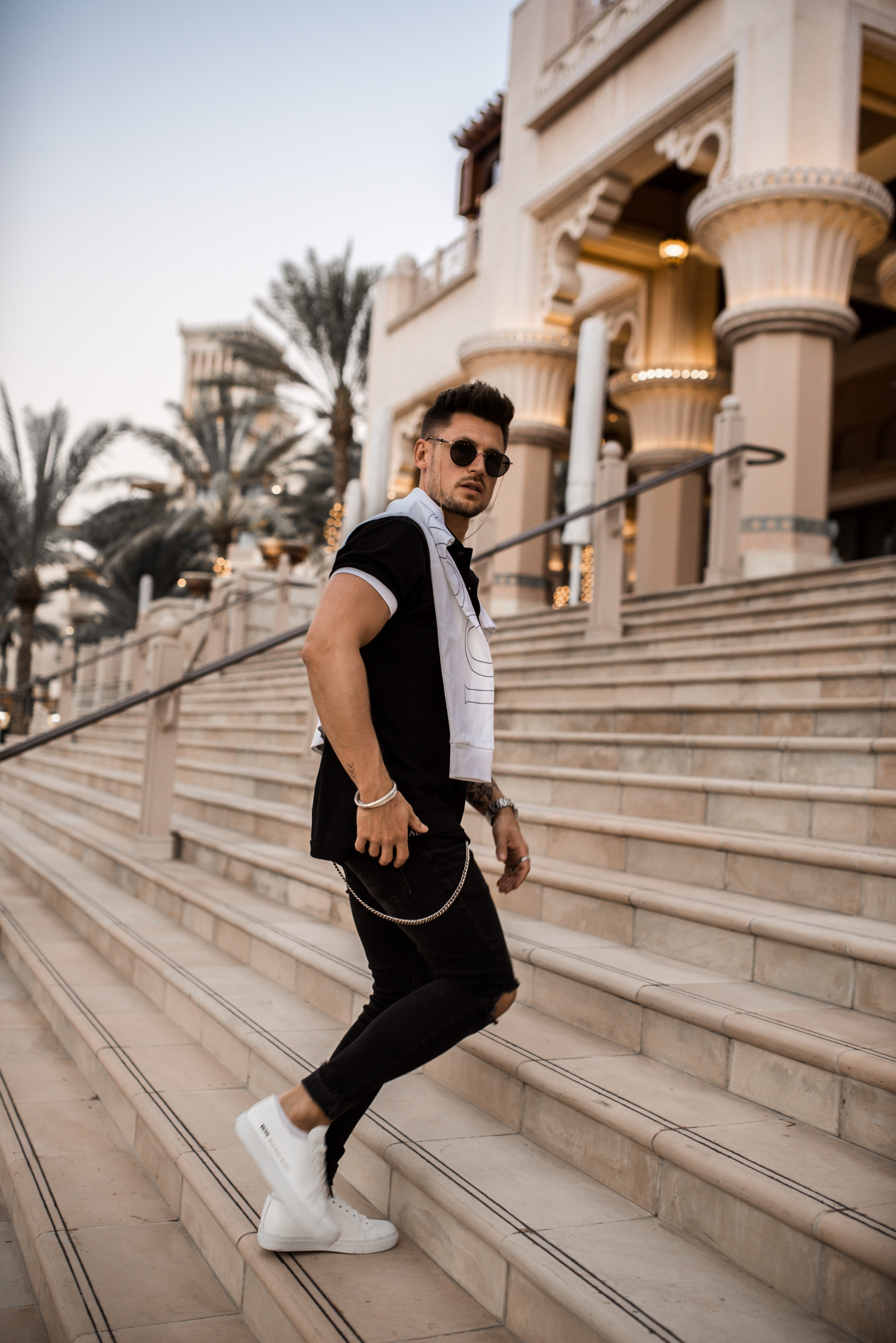 Tommeezjerry-Lifestyleblog-Fashionblog-Maennermodeblog-Maennerblog-Modeblog-Dubai-Lacoste-Polo-Shirt-Outfit-Sommer-Look-Springtime